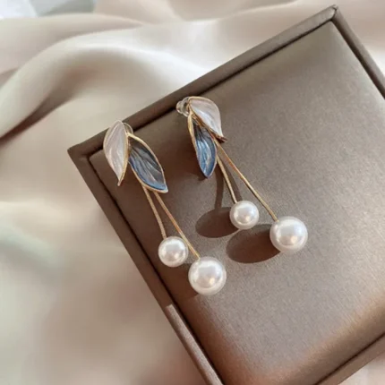 Leaf Drop Tassel Earrings