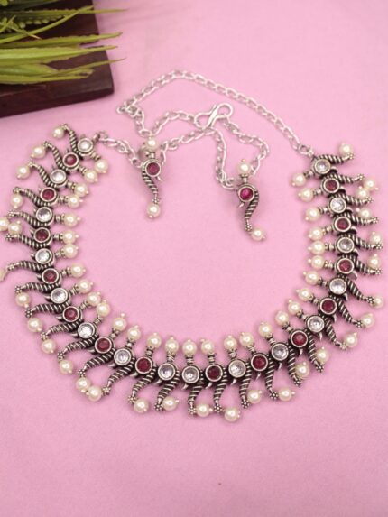 Elegant Contemporary Jewellery Piece 161